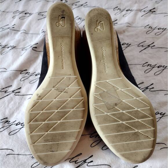 Donald J Pliner Carli Black Shoes Suede Wedges Size 7 Pump Cork Look Peep Toe - Picture 6 of 6